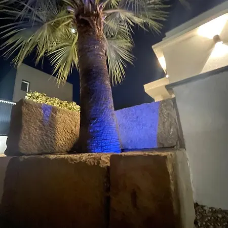 Maison De Caractere Avec Jacuzzi 게스트하우스 Fréjus