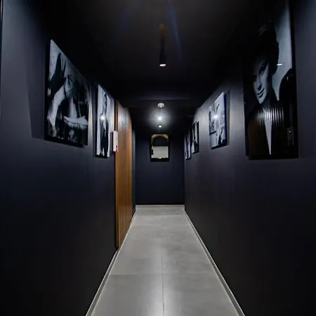 Maison De Caractere Avec Jacuzzi 게스트하우스 Fréjus